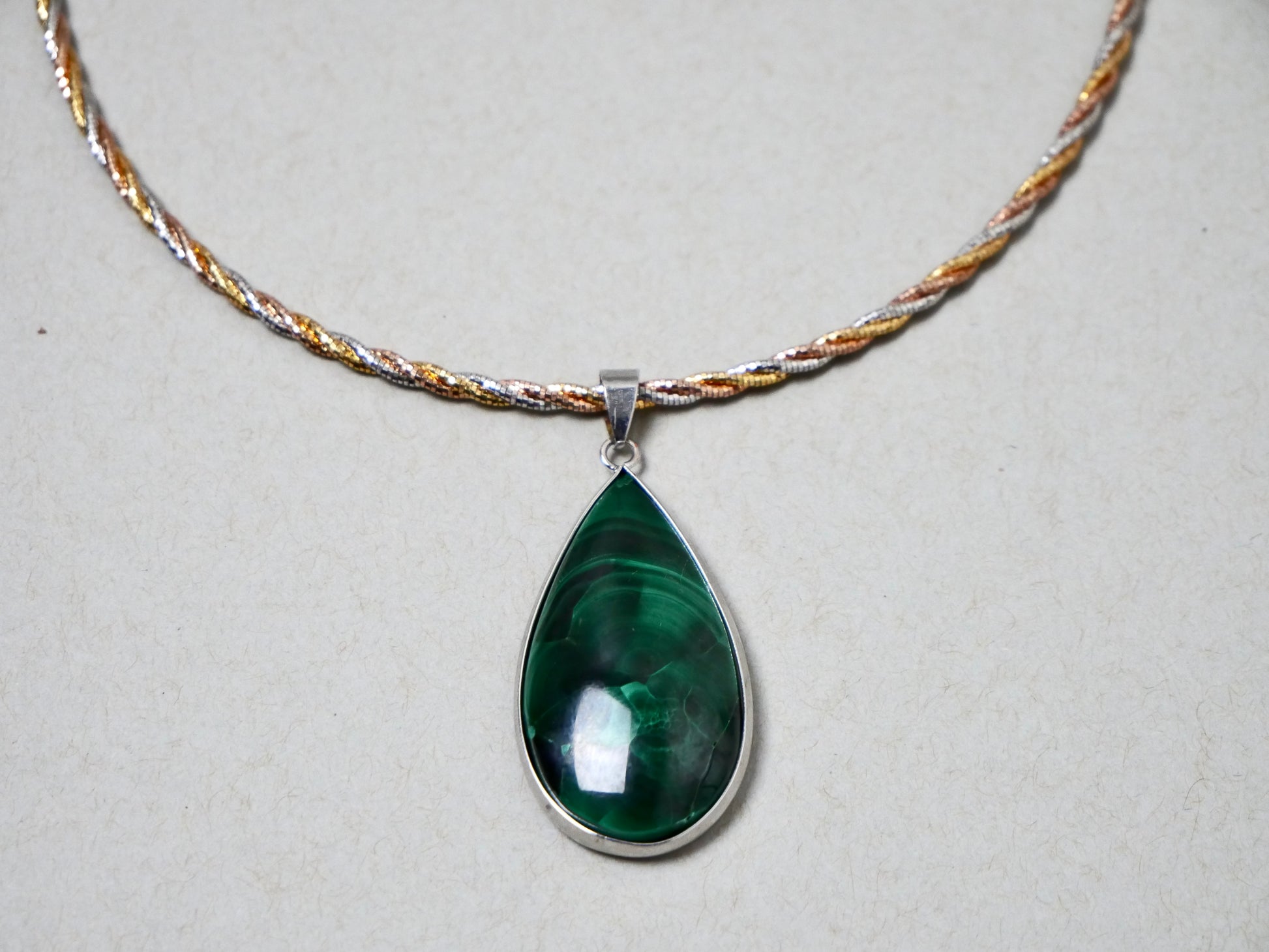 16" Convertible Necklace Malachite Gemstone