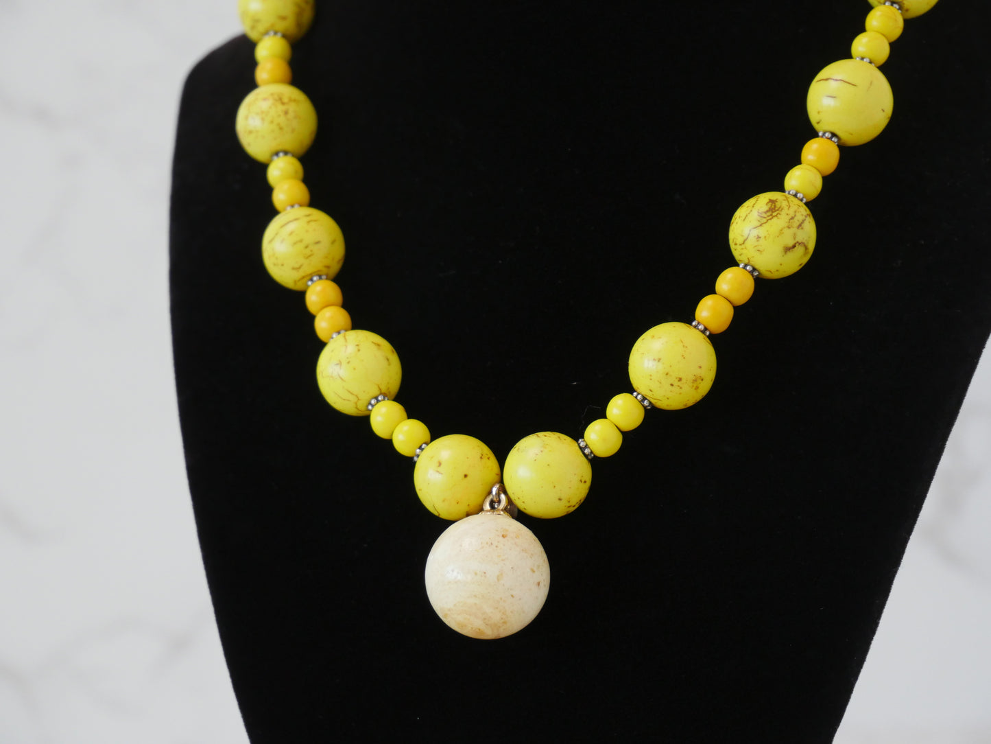 16" Necklace And Earrings Set Silver beads & Yellow & White Magnesite & Gems