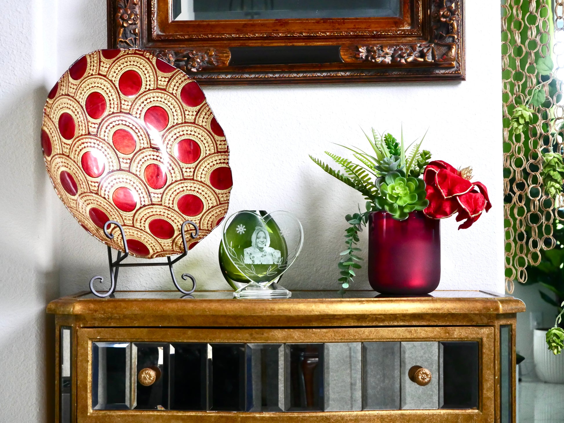 Velvet Red Passion - Faux-Flowers Center Piece