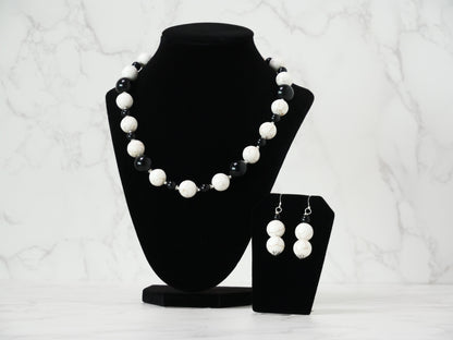 20" Necklace And Earrings Set  Medium Onyx & White Magnesite Gems and Touch of Silver