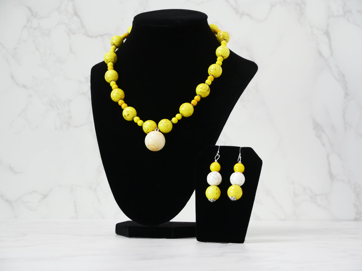 16" Necklace And Earrings Set Silver beads & Yellow & White Magnesite & Gems