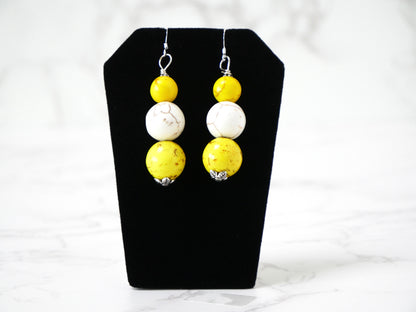 16" Necklace And Earrings Set Silver beads & Yellow & White Magnesite & Gems