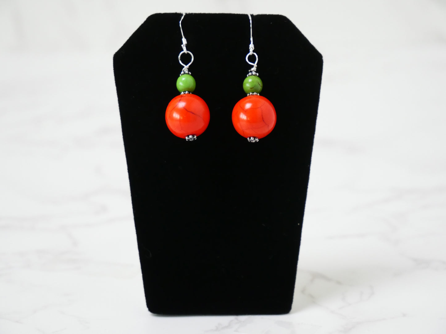 16" Necklace and Earrings Set Green and Orange Magnesite