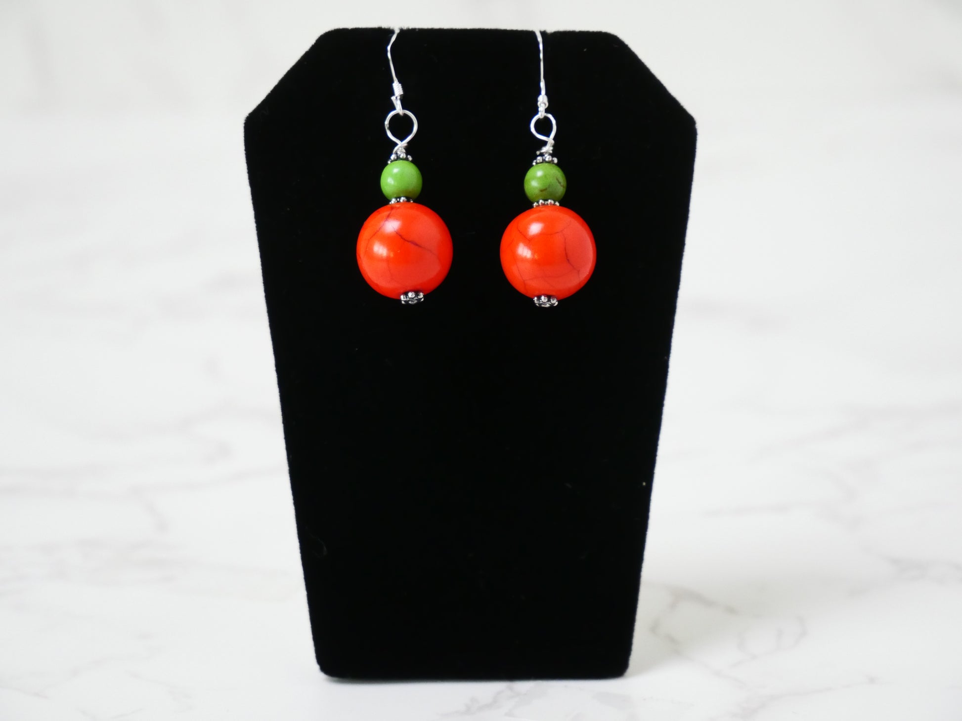 16" Necklace and Earrings Set Green and Orange Magnesite