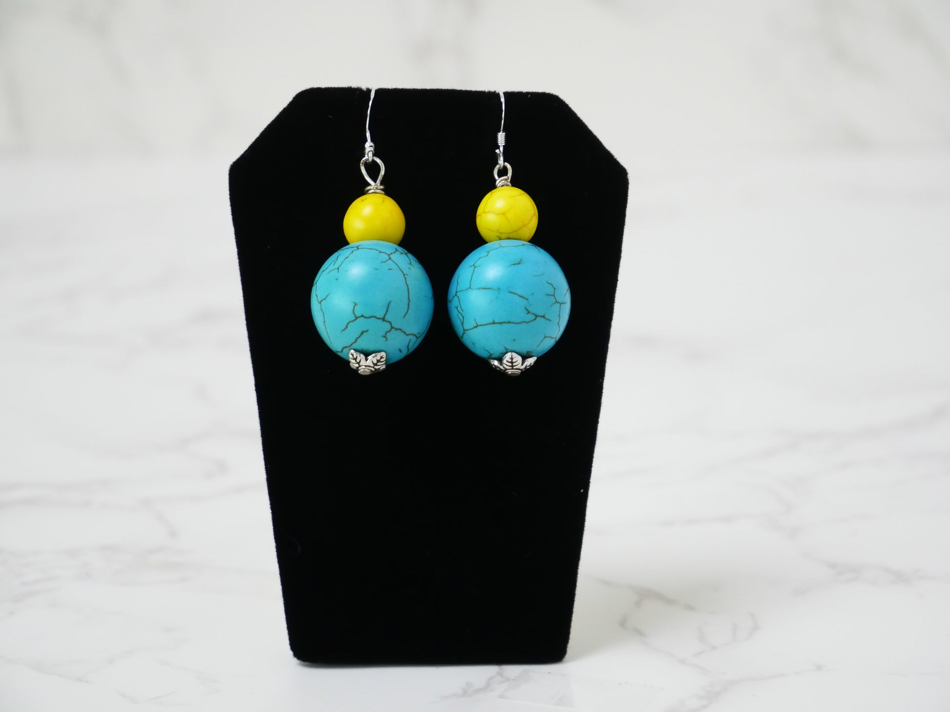18" Necklace And Earrings Set Turquoise & Yellow XS Magnesite Gems