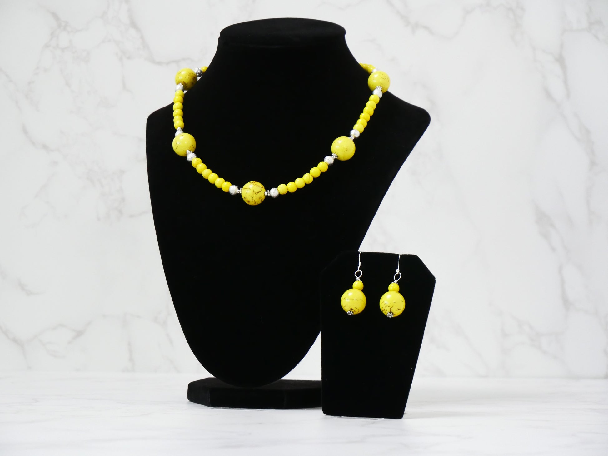16" Necklace and Earrings Set Yellow Magnesite Gems & Silver Beads
