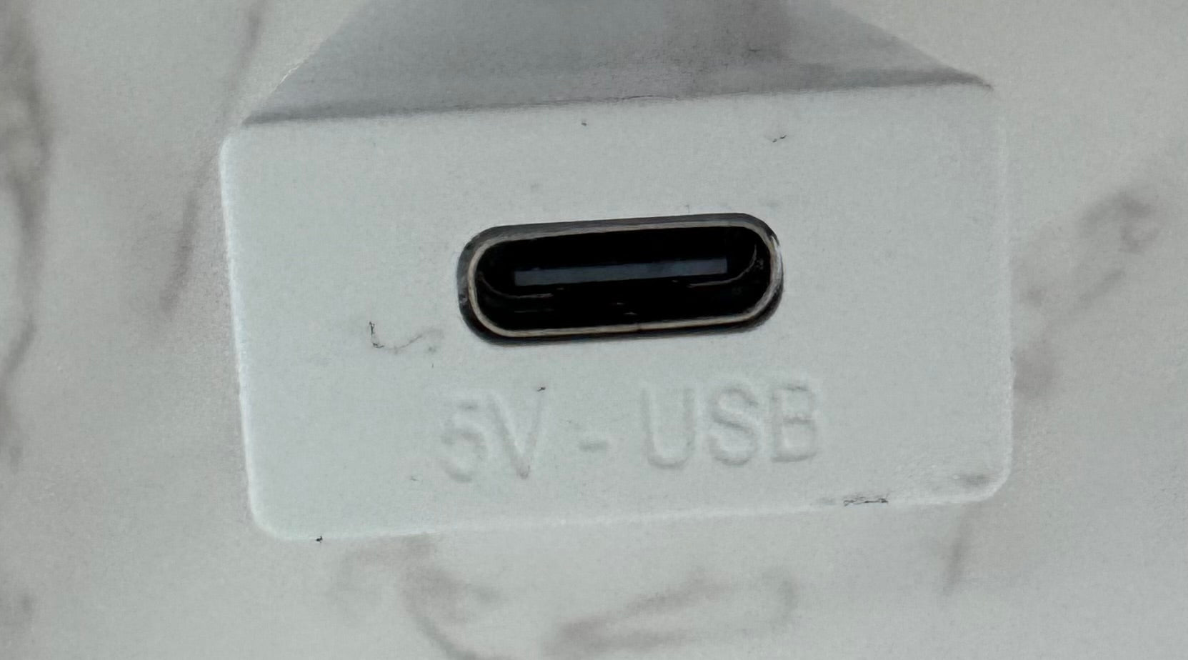 USB-C LED Stand